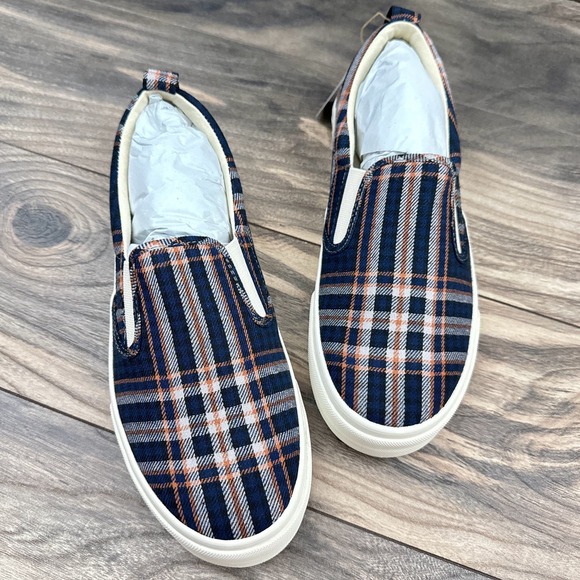 NIB Taos Rubber Soul 9M Blue Plaid Canvas Slip On Comfort Sneakers - Picture 2 of 11